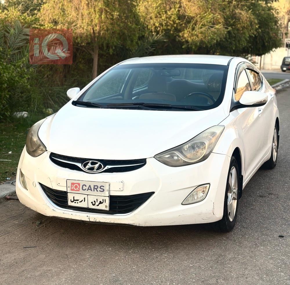 هیوندای ئەلەنترا